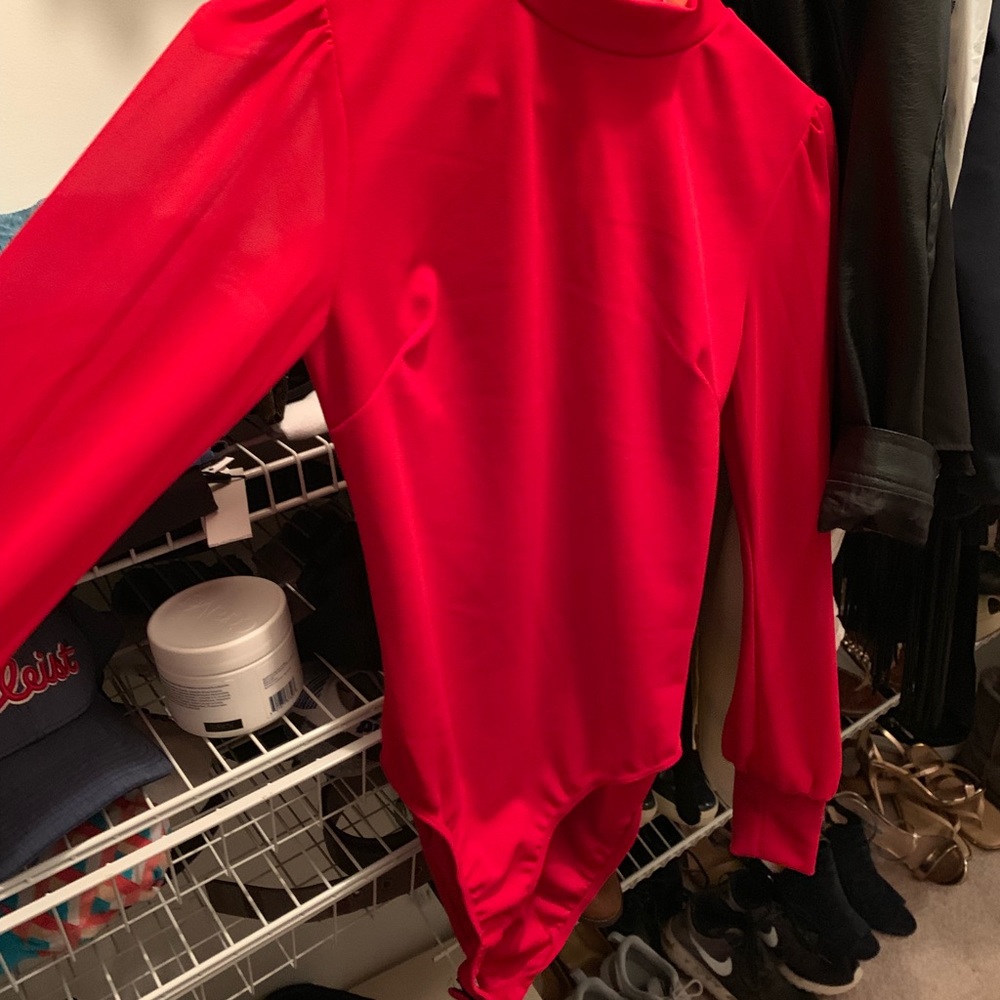 FS Red, high-neck bodysuit with long sleeves!